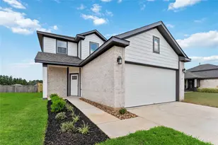 25522 Blossom Ct, Montgomery, TX 77316 - Photo 1