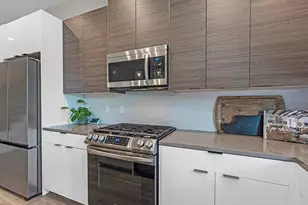 307 Charlock St, Houston, TX 77022 - Photo 4