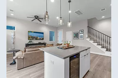 307 Charlock Street, Houston, TX 77022 - Photo 6