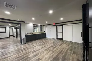 408 Wilson Rd, Conroe, TX 77301 - Photo 4