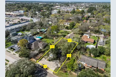 408 Wilson Road, Conroe, TX 77301 - Photo 2