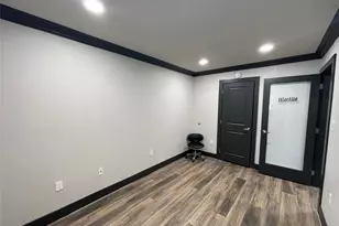 408 Wilson Rd, Conroe, TX 77301 - Photo 22