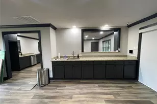 408 Wilson Rd, Conroe, TX 77301 - Photo 6