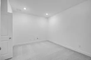 2124 Lila Sky Ln, Friendswood, TX 77546 - Photo 14