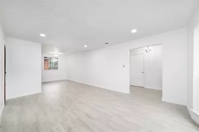 10830 Sela Lane, Houston, TX 77072 - Photo 24