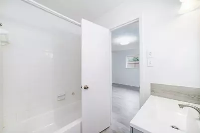 10830 Sela Lane, Houston, TX 77072 - Photo 22