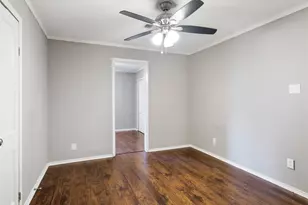 1929 Magnolia Dr, La Marque, TX 77568 - Photo 14