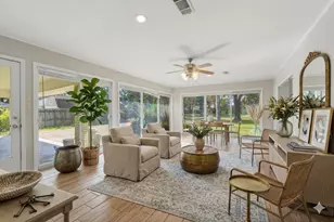 6004 Lakeside Dr, Liberty, TX 77575 - Photo 1