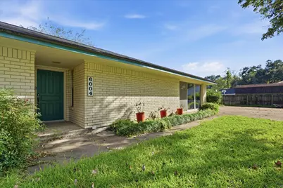 6004 Lakeside Drive, Liberty, TX 77575 - Photo 30