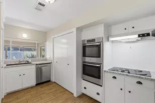 6004 Lakeside Dr, Liberty, TX 77575 - Photo 12