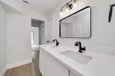 7427 Willow Oak Drive, Baytown, TX 77521 - Photo 10