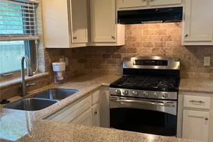 12314 Meadow Hollow Dr, Meadows Place, TX 77477 - Photo 16
