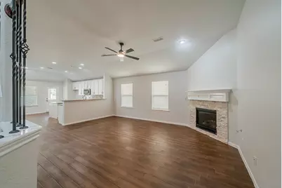 9610 Ocean Drive, Rosharon, TX 77583 - Photo 10