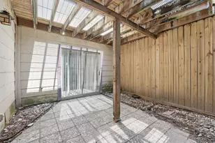12207 W Village Dr, Houston, TX 77039 - Photo 18