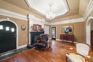 200 S Cherry Street S, Tomball, TX 77375 - Photo 10