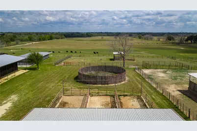 1119 Wolters Road, Schulenburg, TX 78956 - Photo 30