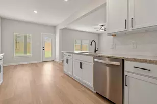 21550 Bluebonnet Bay Dr, Magnolia, TX 77354 - Photo 6