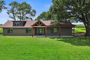 3231 Co Rd 458, El Campo, TX 77437 - Photo 4