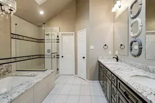 12715 Avenida Vaquero St, Houston, TX 77077 - Photo 16