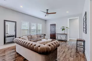 2422 Truxillo St, Houston, TX 77004 - Photo 6