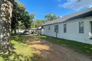 1017 7th St, Rosenberg, TX 77471 - Photo 4