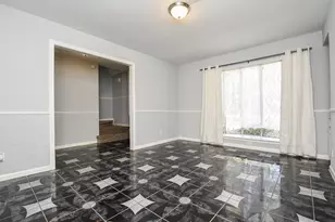 4811 Shatner Dr, Houston, TX 77066 - Photo 4