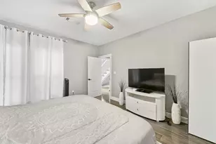 15137 Kimberley Ct, Houston, TX 77079 - Photo 12