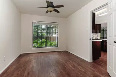 27 Berryfrost Lane, The Woodlands, TX 77380 - Photo 6