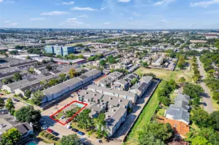 3764 Tanglewilde St, Houston, TX 77063 - Photo 4