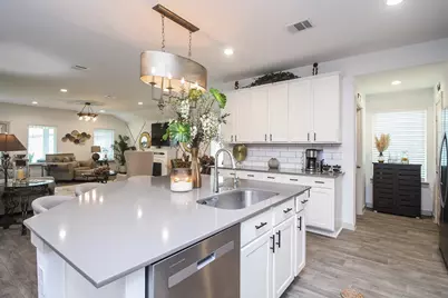 7723 Golden Rubia Lane, Rosharon, TX 77583 - Photo 6