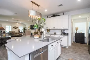 7723 Golden Rubia Ln, Rosharon, TX 77583 - Photo 6