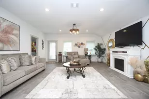 7723 Golden Rubia Ln, Rosharon, TX 77583 - Photo 10