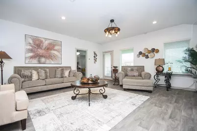 7723 Golden Rubia Lane, Rosharon, TX 77583 - Photo 12