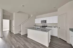 587 Firemoon St, Conroe, TX 77316 - Photo 6