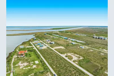 1110 Gulf Supply Road, Gilchrist, TX 77617 - Photo 14