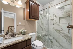 1817 Eagle Creek Dr, Friendswood, TX 77546 - Photo 44
