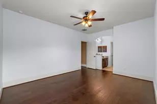 1817 Eagle Creek Dr, Friendswood, TX 77546 - Photo 36