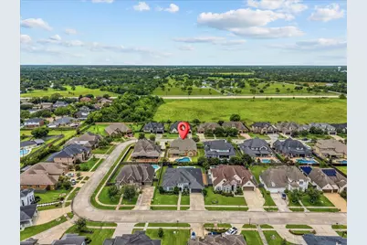 1817 Eagle Creek Drive, Friendswood, TX 77546 - Photo 6