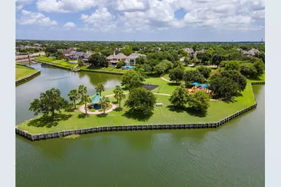 2383 Indigo Harbour Lane, League City, TX 77573 - Photo 38