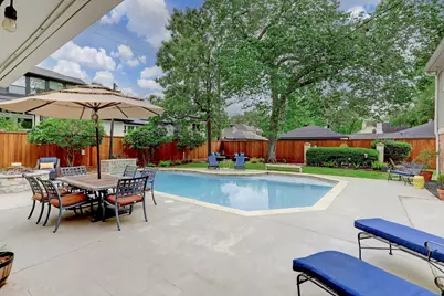 1618 Hillendahl Boulevard, Houston, TX 77055 - Photo 24