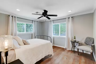 1618 Hillendahl Boulevard, Houston, TX 77055 - Photo 20