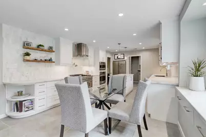1618 Hillendahl Boulevard, Houston, TX 77055 - Photo 12