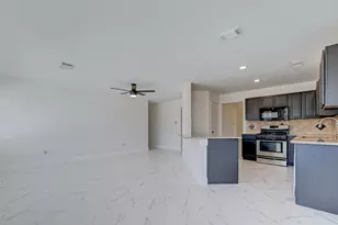 16015 Surrey Woods Dr, Friendswood, TX 77546 - Photo 22