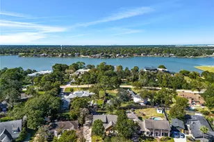 1119 Woodland Dr, El Lago, TX 77586 - Photo 38