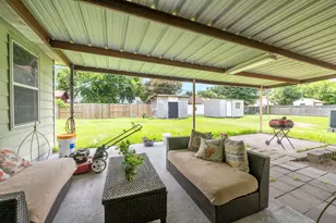 608 Alta Vista Dr, Pasadena, TX 77502 - Photo 20