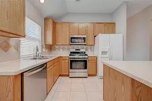11834 Leaf Oak Dr, Houston, TX 77065 - Photo 10