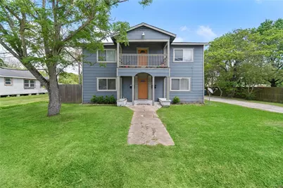 711 Avenue A #2, La Marque, TX 77568 - Photo 2