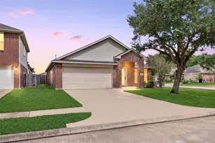 13706 Audra Ln, Houston, TX 77083 - Photo 2