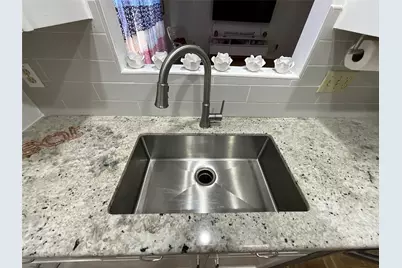 2100 Commonwealth Street #L, Houston, TX 77006 - Photo 12