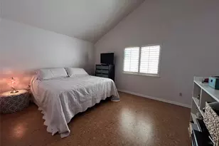 2100 Commonwealth St, Houston, TX 77006 - Photo 14